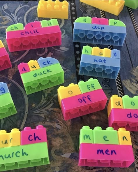 Phoneme Segmenting Activities, Segmenting Activities For Kindergarten, Using Legos To Teach Reading, Phonemes Activities Preschool, Synthetic Phonics Activities, Segmenting Phonemes Activities, Grade 1 Phonics Activities, Jolly Phonics Group 1 Activities, Phonics Sensory Activities