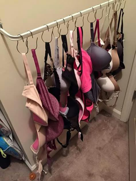 Bra Display, Bra Organization, Bra Storage, Diy Bedroom Storage, Closet Diy, Wardrobe Organisation, Clothes Closet Organization, Closet Organization Diy, Bedrooms Ideas