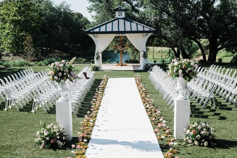 Unique Ceremony Seating Arrangement, Aisle Seating Wedding, Chairs Facing Aisle Wedding, Wedding Ceremony Runway Seating, Creative Ceremony Seating, Wedding Runway Aisle Outdoor, Runway Wedding Ceremony, Alternative Wedding Ceremony Seating, Runway Style Wedding Aisle