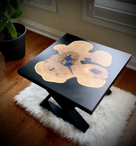 We love our new #sidetable made with black locust cookie, black epoxy resin and finished with the amazing Odies oil. This table is a prefect fit in any room, contact @woodworkstories for our #endtables  #coffeetable #diningtable #conferencetable #boardroomtables Black Modern Coffee Table, Meja Resin, Resin River Table, Wooden Sofa Set Designs, Dining Sofa, Decorative Furniture, Wooden Sofa Set, Epoxy Table, Epoxy Resin Table