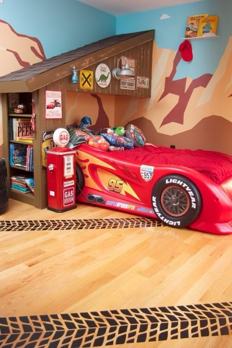 Lightening Mcqueen Bedroom, Cars Bedroom Ideas, Car Toddler Room, Disney Cars Room, Disney Cars Bedroom, Race Car Bedroom, Car Themed Rooms, Cars Bedroom, Car Themed Bedrooms