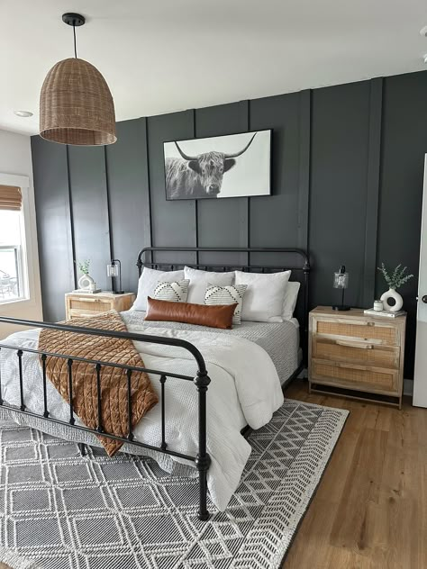 Modern Farmhouse Bedroom, Farmhouse Master, Accent Wall Bedroom, Spare Bedroom, Master Bed, Remodel Bedroom, Master Bedrooms Decor, Master Bedrooms, Farmhouse Bedroom