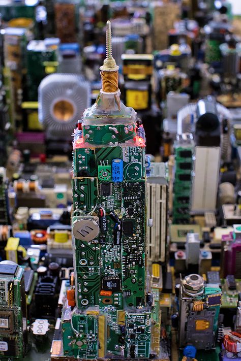 Scale Model Architecture, Circuit Board Art, Junk Modelling, Computer Recycling, Electronics Wallpaper, Computer Architecture, Adobe Design, Computer Engineering, Computer Parts