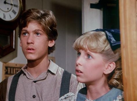 Jonathan Gilbert, House Tv Show, Laura Ingalls Wilder, La Prairie, Laura Ingalls, Fictional Men, S Star, Little House, Past And Present