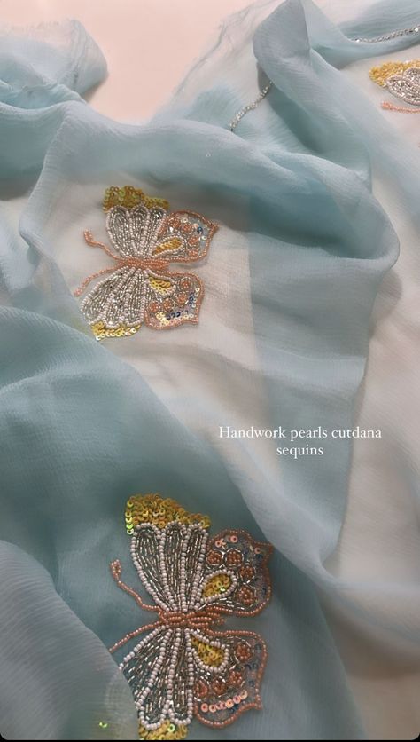 Embroidery Designs Butterfly, Butterfly Embroidery Pattern, Duppattas Designs Ideas, Dupatta Embroidery, Embroidery Scarf, Simple Hand Embroidery Patterns, Hand Painted Dress, Hand Beaded Embroidery, Handmade Embroidery Designs