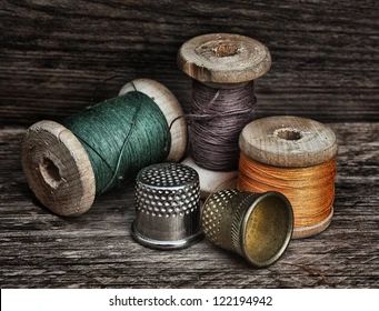 Spools Of Thread, Still Life Images, Ivy House, Object Photography, Artist Pens, Still Life Photos, Still Photography, Still Life Drawing, Acrylic Painting Tutorials