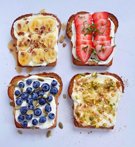 Roti Panggang, Fancy Toast, Toast Recipe Breakfast, Menu Sarapan Sehat, Breakfast Toast, Toast Recipes, Clean Eating Snacks, Food Inspiration, Breakfast Brunch