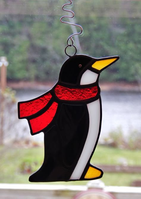 1000+ ideas about Stained Glass Christmas on Pinterest | Stained ... Penguin Suncatcher, Christmas Stained Glass, L'art Du Vitrail, Stain Glass Ideas, Stain Glass Patterns, Stained Glass Animals, Stained Glass Patterns Free, Stained Glass Birds, Glass Suncatchers