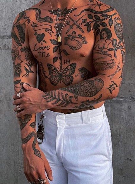 Male Tattoo Models, Men’s Sticker Sleeve Tattoos, Heavily Tattooed Guys, Fully Tattooed Man, Bad Boy Tattoo Ideas, Sticker Tattoo Men, Bad Guy Tattoo, Hot Male Tattoos, Male Sleeve Tattoos