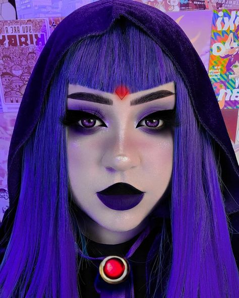 Raven Halloween Costume Makeup, Raven Makeup Ideas Teen Titans, Raven Titans Makeup, Raven Makeup Look, Raven Teen Titan Makeup, Raven Halloween Makeup, Raven Inspired Makeup, Purple Makeup Halloween, Raven Costume Makeup