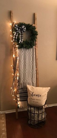 Check out this cozy and simple blanket ladder I made and use around the holidays. Blanket ladders are super trendy now, and if you don't have one yet, this is a great one you can make! #diyhomedecor Christmas Blanket Ladder, Blanket Ladder Ideas, Blanket Ladder Decor, Christmas Ladder, Diy Home Decor For Apartments, Rustic Blankets, Diy Blanket Ladder, Dream Blanket, Funky Junk Interiors