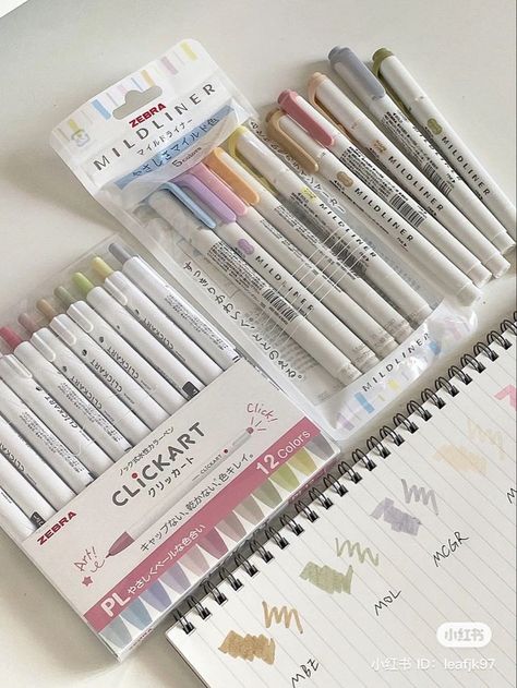 Mid Liners, Japanese School Supplies, Minimalist Academia, Stationery Aesthetic, Studying Stationary, Minimalist Stationery, Pretty School Supplies, Stationery Obsession, Cute Stationary School Supplies