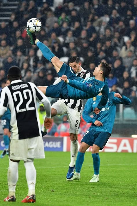 Cristiano Ronaldo wallpaper Bicycle Kick, Soccer Players, Juventus, Cristiano Ronaldo, Real Madrid, Ronaldo, Madrid, Bicycle, Soccer