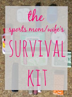 A list of items any sports mom or wife should always keep in her purse. Via comhomeforcomfort.com Sports Mom Car Essentials, Soccer Mom Survival Kit, Hockey Mom Survival Kit, Sports Mom Gift Basket, Baseball Mom Survival Kit, Football Team Mom Bag Essentials, Sport Mom Essentials, Hockey Mom Bag Essentials, Volleyball Mom Bag Essentials