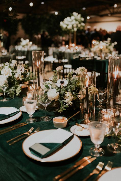 Emerald And Gold Fall Wedding, Dark Green And Cream Wedding Theme, Green Tones Wedding Theme, Forest Green Wedding Decor Ideas, English Garden Centerpiece Ideas, Elegant Winter Wedding Ideas Decorations Table Settings, Dark Green Black White Wedding, Emerald Green Woodsy Wedding, Wedding Table Decorations Dark Green