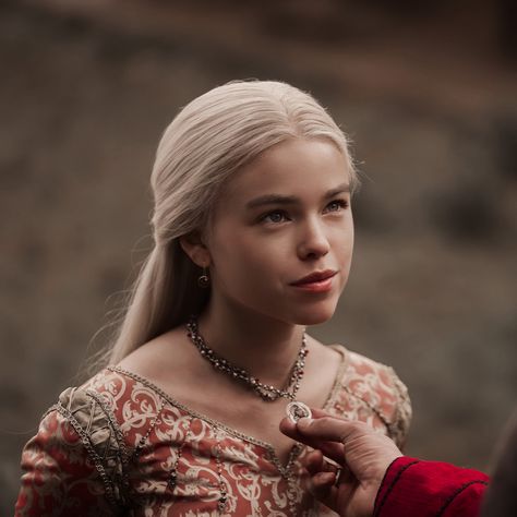 Milly Alcock, Targaryen Aesthetic, Dragon Images, Rhaenyra Targaryen, Dragon Age Inquisition, House Targaryen, House Of The Dragon, House Of Dragons, A Song Of Ice And Fire