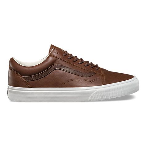 Leather Old Skool | Shop Shoes at Vans Mens Vans Shoes, Tenis Vans, Shoe Shopping, Simple Shoes, Minimalist Shoes, Leather Shoes Woman, Sneakers Men Fashion, Shoes Casual, Mens Fashion Trends