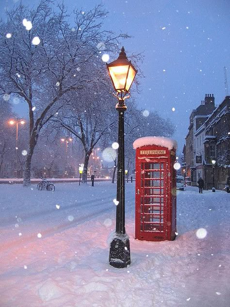 Jacqueline Gillam Fairchild Her Majesty's English Tea Room Author:  Greater Expectations Red Phone Booth, Oxford England, Winter Szenen, I Love Winter, Phone Booth, Winter Scenery, Winter Magic, Winter Beauty, Snow Scenes