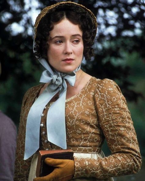 Historical Romance on Instagram: “Jennifer Ehle, Pride & Prejudice 1995 #bbc #perioddrama #tv #period #jenniferehle #janeausten #prideandprejudice #1995 #elizabethbennet” Pride And Prejudice 1995, Jennifer Ehle, Elizabeth Bennett, Jane Austen Movies, Lizzie Bennet, 1930's Fashion, Jane Austen Novels, Regency Era Fashion, Jane Austin