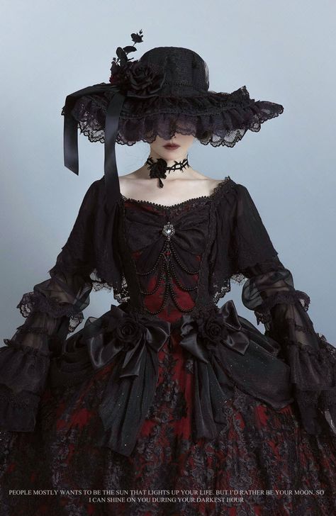 Styl Goth, Vampire Dress, Floral Embroidery Dress, Dark Queen, Glamorous Outfits, Op Dress, Old Fashion Dresses, Victorian Goth, Gothic Dress