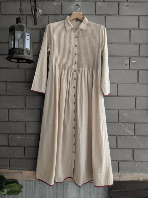 Tunik Linen, Simple Kurti Designs, Stylish Short Dresses, Long Kurti Designs, Girls Frock Design, Pakistani Dresses Casual, Cotton Kurti Designs, Kurti Designs Latest, Kurti Designs Party Wear