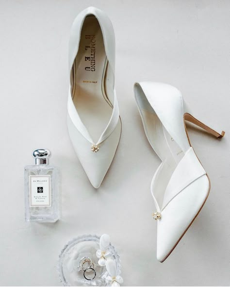 Bridal Shoes 2022, Heels Hacks, Bride Shoes Wedding Heels, Wedding Shoes Ideas, Shoes Wedding Heels, Bride Heels, Elegant Wedding Shoes, Shoes Heels Classy, Wedding Shoes Bride