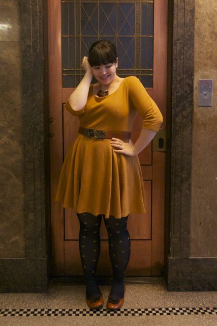 Frocks & Frou Frou: Mustard, again. Librarian Chic Outfits, Hot Mustard, Librarian Style, Librarian Chic, Frou Frou, Asos Dress, Curvy Girl Outfits, Curvy Outfits, Fall Style