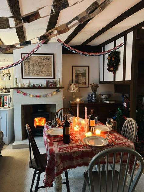 A cosy winter’s supper in an old English cottage, decked out for Christmas 💗  English countryside cottage life The Holiday Cottage Aesthetic, The Holiday Cottage Interior, English Christmas Cottage, Cosy English Cottage, English Cottage Aesthetic Interior, English Countryside Christmas, Old English Cottage Kitchen, British Countryside House Interior, English Christmas Aesthetic