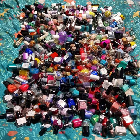 NerdyNails on Instagram: “I receive a lot of questions, asking how big my nail polish collection is? 🤔💅😊 As I've expanded my nail shelves today.  I've had to…” Nail Polish Collection Aesthetic, Nail Paint Collection, Nail Polish Aesthetic, Dr Belongings, Trashy Y2k Aesthetic, Avril Lavigne Goodbye Lullaby, Goodbye Lullaby, Y2k Nails, Trashy Y2k