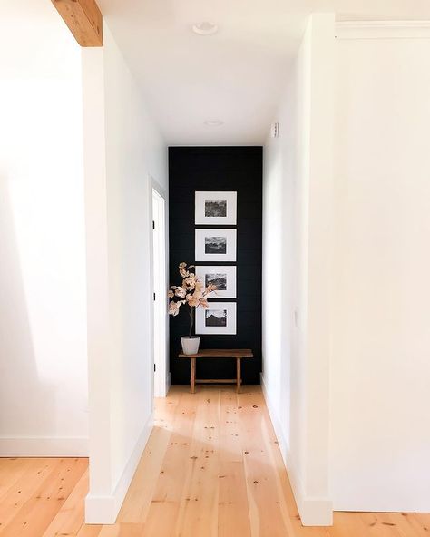 Kelley Kosters (@kelleykosters) • Instagram photos and videos Hallway Black And White, End Of Hallway Decor, Black And White Interiors, End Of Hallway, Minimalist Hallway, Different Interior Design Styles, Minimalist Vibe, Elegant Living Room Design, White Interiors