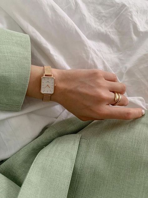 Asthetic Watches Women, Womens Watches Aesthetic, Daniel Wellington Aesthetic, Dw Watch Women, Daniel Wellington Watch Women, Elegant Watches Women, Dw Watch, Pretty Watches, Womens Designer Watches