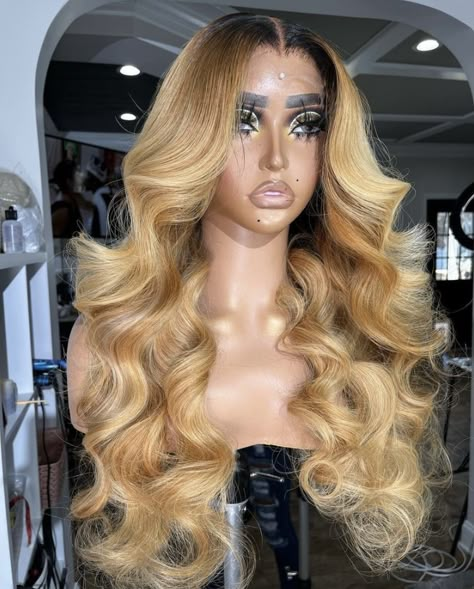 Blonde Lace Front Wigs Light Skin, Blonde Middle Part Lace Front Wigs, Blonde Wig Middle Part Curls, Curly Blonde Hair Lace Wig, Blonde Body Wave Wig, Frontal Wig Body Wave, Straight Weave Hairstyles, Braided Hairstyles For Black Women Cornrows, Dyed Natural Hair