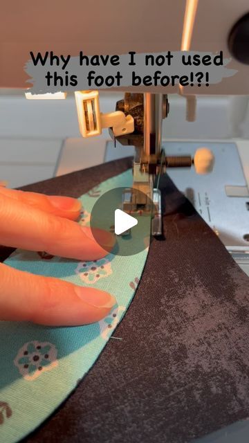 Different Quilting Techniques, Applique With Sewing Machine, Applique Sewing Ideas, How To Sew Applique By Machine, Bohemian Quilt Ideas, Sewing Machine Feet And How To Use Them, Best Sewing Machines For Quilting, How To Sew Two Pieces Of Fabric Together, Sewing Hacks For Beginners