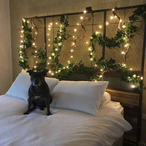 Whimsical Headboard, Diy Bedhead, Bed Headboard Ideas, Diy Bed Headboard, Dark Home Decor, Diy Headboards, Dark Home, Moss Art, Diy Headboard