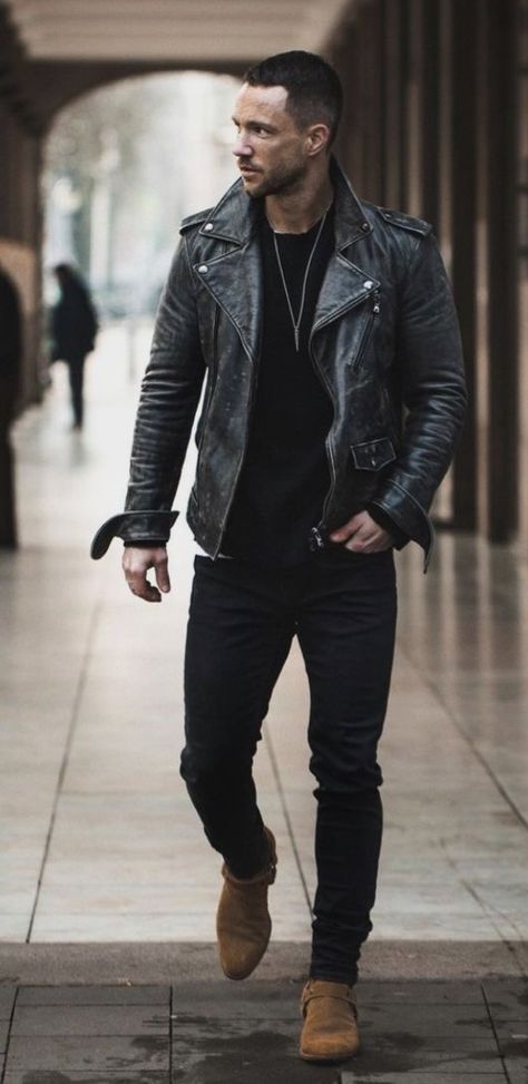 Looks For Men, Leather Jacket Outfit Men, Dapper Outfit, Winter Leather Jackets, Distressed Leather Jacket, Leather Jacket Outfits, Men's Leather Jacket, Mens Fashion Casual Outfits, Trendy Fall