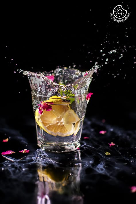 Water Splash Photography! Splash Water Photography, Pouring Water Photography, Drink Splash Photography, Splash Drink Photography, Food Splash Photography, Water Splash Photoshoot, Water Splash Product Photography, Drink Photo Instagram, Beauty Still Life Photography