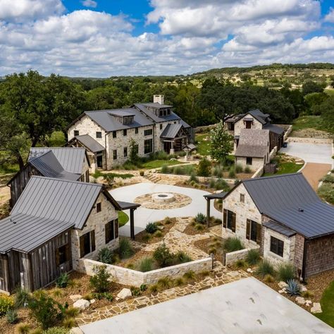 860 Boot Ranch Circle | Mabery Contracting Family Village Plans, Family Compound Ideas Layout, Texas Ranch Style Homes, Ranch Style Homes Interior, Texas Hill Country Homes, Compound House, Hill Country Texas, Multigenerational House, Ranch House Designs