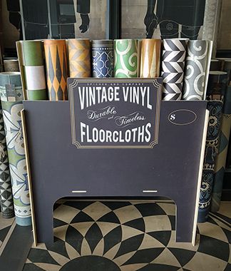 Friday Finds: Vinyl Floor Cloths - Linda Merrill Vynal Flooring, Floor Cloth Diy, Diy Vinyl Flooring, Roll Vinyl Flooring, Painted Vinyl Floors, Historic Interiors, Vinyl Floorcloth, Vinyl Floor Cloth, Cloth Patterns