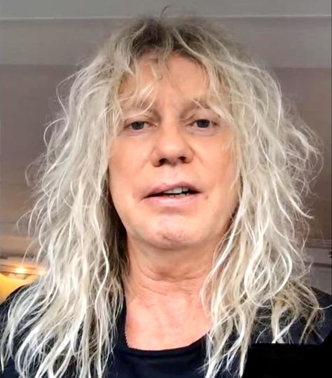 ✨Sav Savage Pictures, 60s Bands, Def Leppard Rick Savage, Rick Sav Savage, Def Leopard, Def Leppard Joe Elliot, Vivian Campbell, Phil Collen, Rick Savage