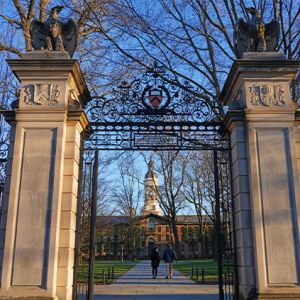 The Top Road Trip Car Essentials Princeton Library Aesthetic, Princeton University Aesthetic Campus, Princeton University Aesthetic, Princeton Aesthetic, Princeton Campus, Princeton University Campus, University Inspiration, Dream University, Colonial Mansion