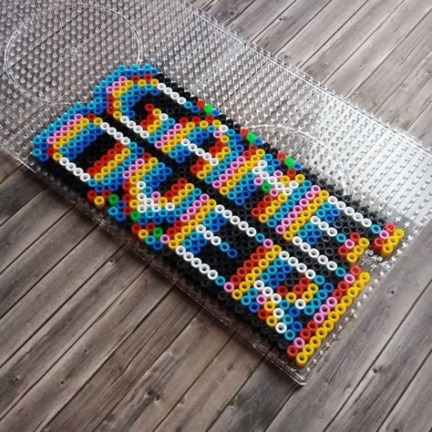 Hamma Beads Ideas, Easy Perler Bead Patterns, Pearl Beads Pattern, Easy Perler Beads Ideas, Art Perle, Hama Beads Design, Perler Bead Designs, Perler Bead Templates, Perler Bead Crafts