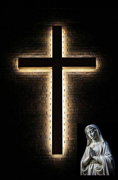 Cross For Vision Board, Cross Pictures Wallpaper, Cross Vision Board, Jesus On The Cross Art, God Aesthetic Pictures, Cross Wallpaper Iphone, Cruz Wallpaper, Jesus Wallpaper Aesthetic, Jesus Cross Wallpaper