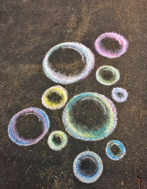 °˖✧★➹➶@nzash14➹➶★✧˖° Drawing Ideas Easy For Teens, Sidewalk Chalk Ideas, Fun Chalk Art, Chalk Ideas, Chalk Design, Sidewalk Chalk Art, Sidewalk Art, Art Tumblr, Chalk It Up