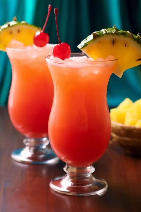 Applebee's Bahama Mama Recipe Bahama Mama Recipe, Relaxing Drinks, Booze Recipes, Alcohol Punch, Rum Drinks Easy, Cat Cocktail, Tailgate Drinks, Applebees Recipes, Coconut Rum Drinks