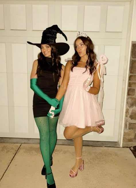 Halloween duo trio bestie costume ideas that you will love | best friends halloween sexy costume ideas | halloween costume #halloween #costume #halloweencostume Wizard Of Oz Glinda, No Good Deed, Black Halloween Costumes, Wicked Costumes, Cute Group Halloween Costumes, Classy Halloween Costumes, Matching Halloween Costumes, Best Friend Halloween Costumes, Duo Costumes