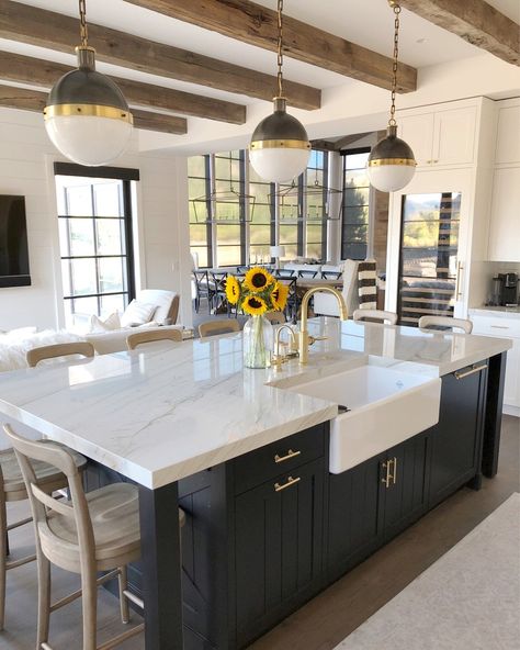 Kitchen Islands Ideas With Seating, Kitchen Island With Sink, Unique Kitchen Design, Farmhouse Kitchen Island, Kitchen Island Decor, Kitchen Island With Seating, Island With Seating, Kitchen Island Design, Unique Kitchen