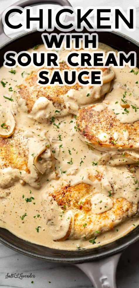 Sour Cream And Onion Chicken, Chicken With Sour Cream, Chicken Sauce Recipes, Creamy Chicken Recipes, Sour Cream Chicken, Sour Cream Sauce, Sour Cream Recipes, Onion Chicken, Chicken Tender Recipes