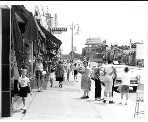 1950s - Ferndale, Michigan along West Nine Mile Road - Facing East Ferndale Michigan, Historic Detroit, Michigan City, State Of Michigan, Historical Images, Pure Michigan, Northern Michigan, Vintage Photographs, Great Lakes