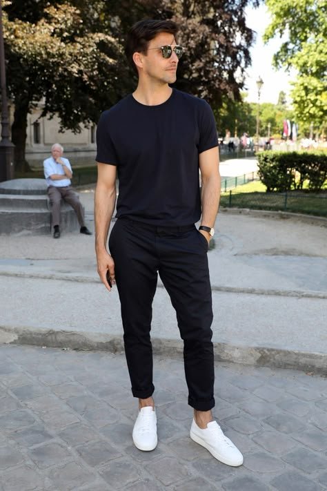 Johannes Huebl Gave Cotton Basics a Rich-Guy Spin | GQ Indie Outfits Men, Herren Style, Man In Black, Mens Summer Outfits, Mens Casual Outfits Summer, Black Chinos, Stylish Men Casual, Mens Fashion Casual Outfits, Stylish Mens Outfits