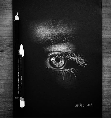 Black Paper Drawing Ideas, Paper Drawing Ideas, Black Canvas Art, Scratchboard Art, Black Paper Drawing, Black And White Art Drawing, Charcoal Art, White Pencil, Anime Drawing